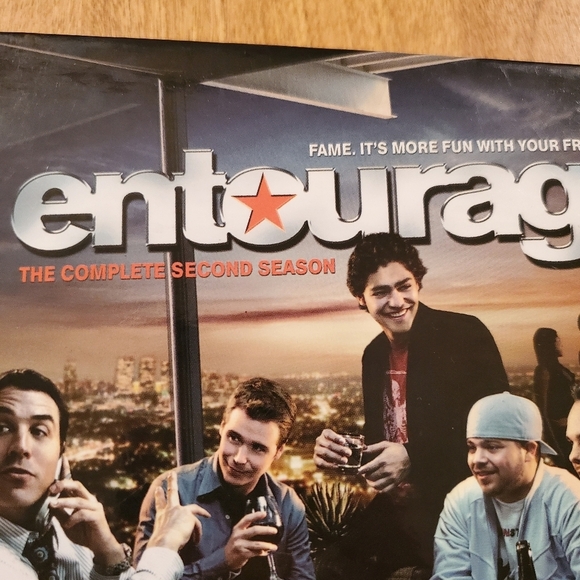 Entourage: The Complete Second Season 2 (DVD, 2006) 3-Disc set - Picture 2 of 4